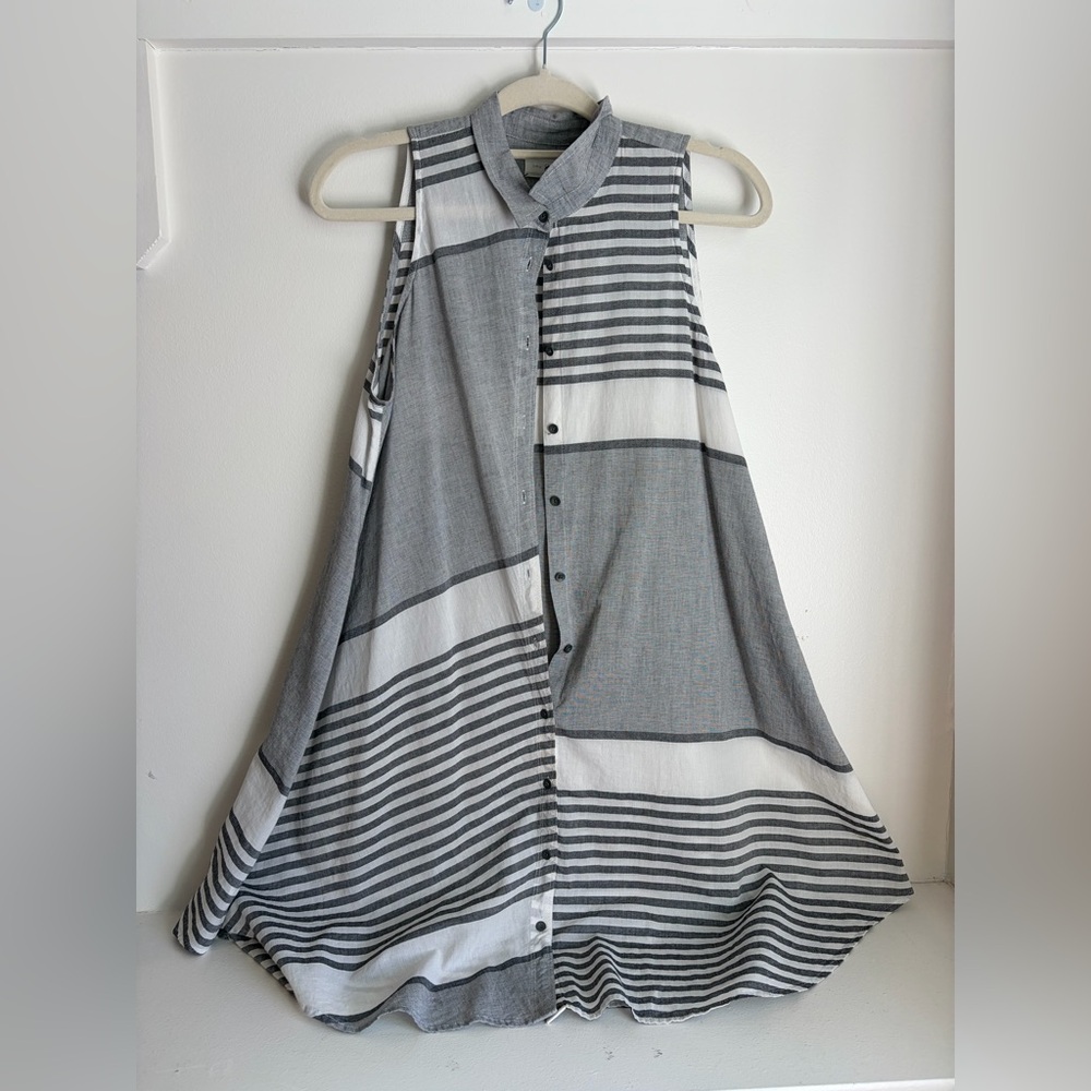 Lou & Grey Gray Mid Length Shirt Dress